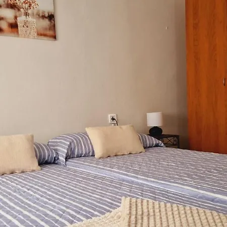 Camino A Sopenas 度假居 *